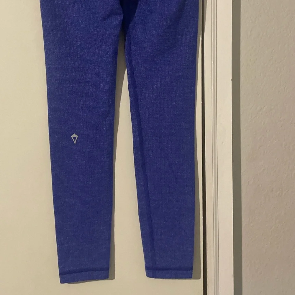 Lululemon Ivivva Heathered Lazurite Purple Rhythmic Tight Leggings.